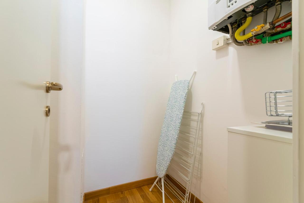 Ferienwohnung Residenza Cornaggia Mailand Exterior foto
