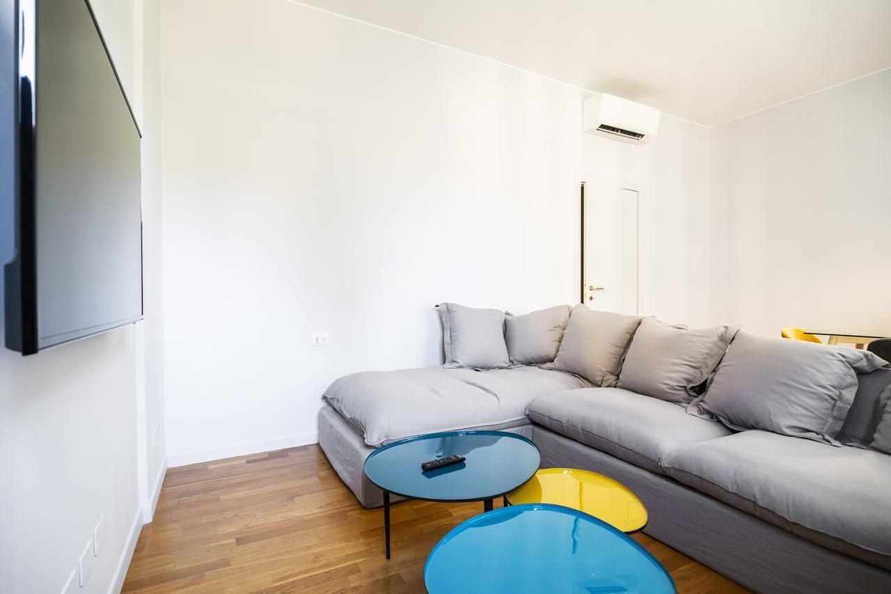 Ferienwohnung Residenza Cornaggia Mailand Exterior foto