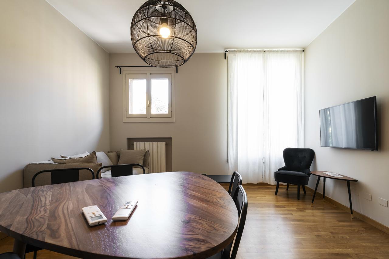 Ferienwohnung Residenza Cornaggia Mailand Exterior foto